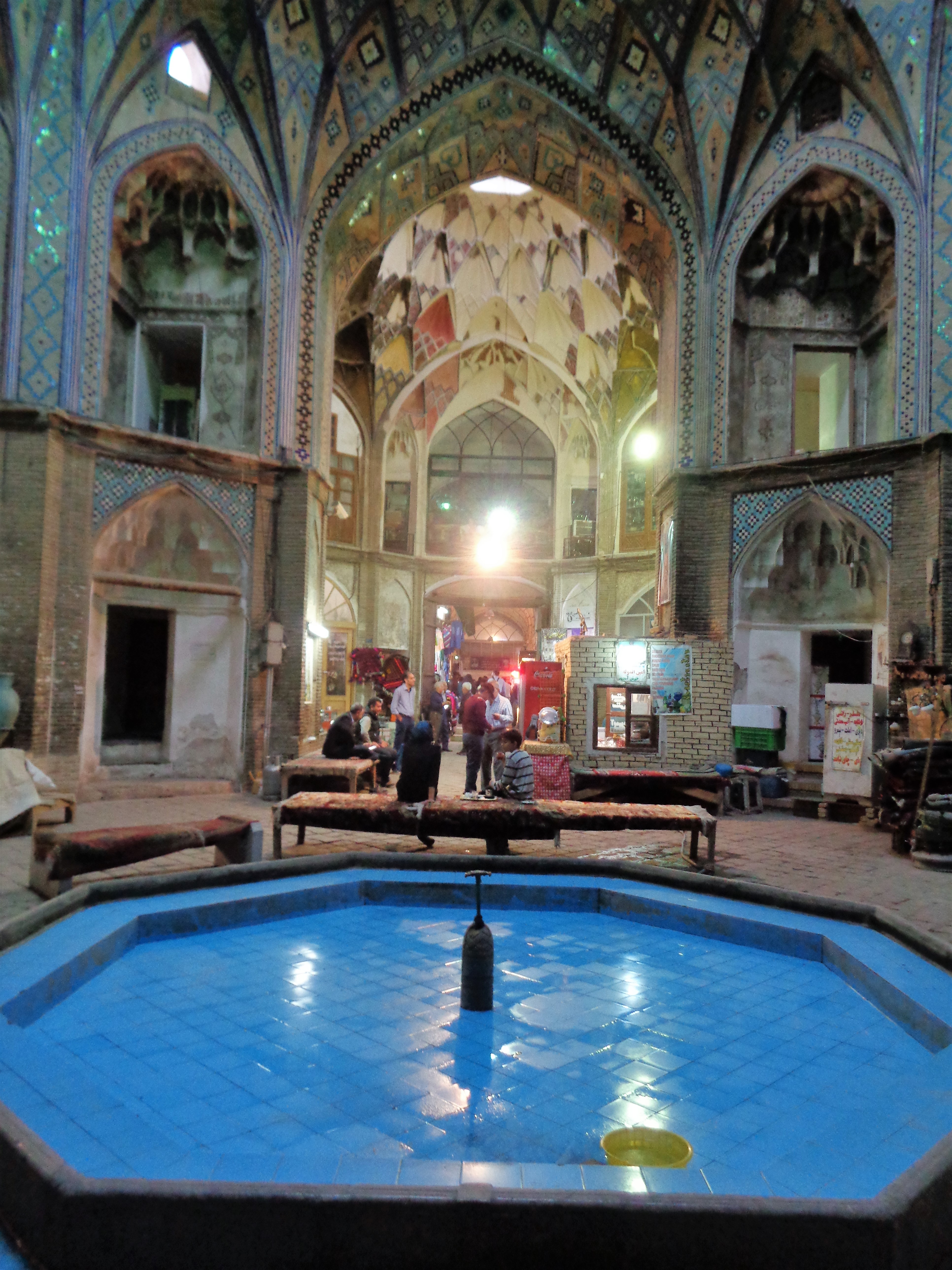 Water_in_bazaar_Kashan